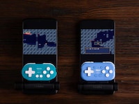 Micro Smartphone Gamepad Controllers Image 3