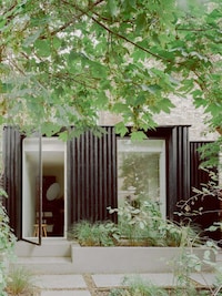 Refurbished London Victorian Townhomes Image 4