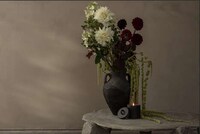 Romantic Fragrant Candles Image 3