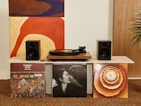 Elevated Audio Turntable Systems Image 3