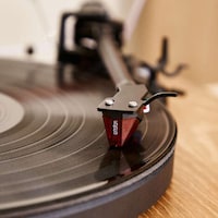 Elevated Audio Turntable Systems Image 4