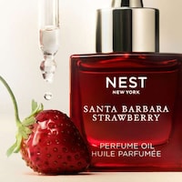 Long-Lasting Radiant Fragrances Image 3