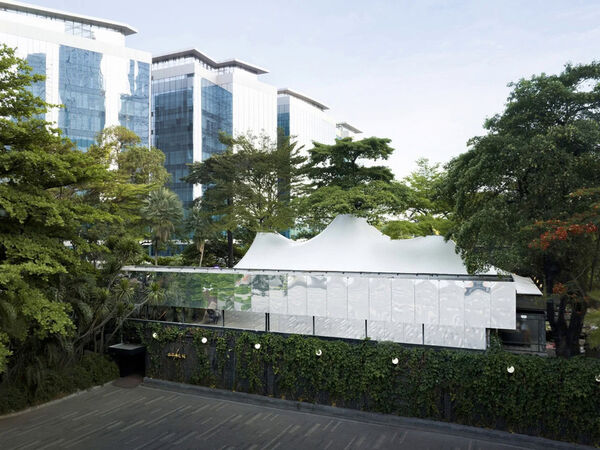 Tree-Nestled Bar Restaurants Image 1