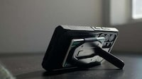 Military-Grade Magnetic Smartphone Cases Image 3
