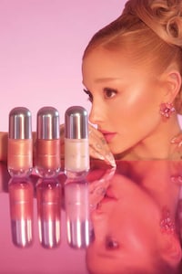 Dreamy Artist-Approved Cosmetics Image 1