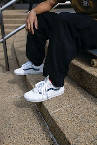 Skate-Centric Classic Footwear Image 2