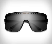 Retro-Style Performance Sunglasses Image 5