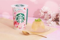 Springtime-Themed Cafe Drinks Image 3