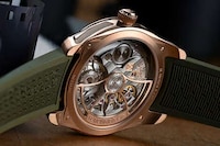 Sporty Elegance Sleek Timepieces Image 4
