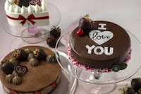 Limited-Edition Handcrafted Desserts