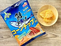 Seafood-Flavored Snack Chips Image 1