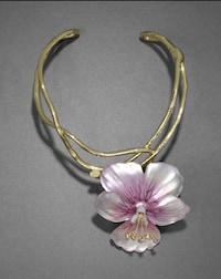 Hotel-Inspired Jewelry Collections Image 3