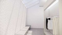 Art Gallery-Inspired Luxury Shops Image 2