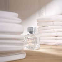 Refined Floral Diffusers Image 3
