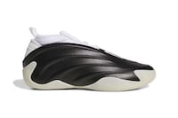 Lifestyle-Catering Molded Footwear Image 3