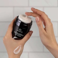 Nourishing Hand Treatments Image 3