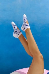 Mediterranean-Inspired Pilates Socks Image 2