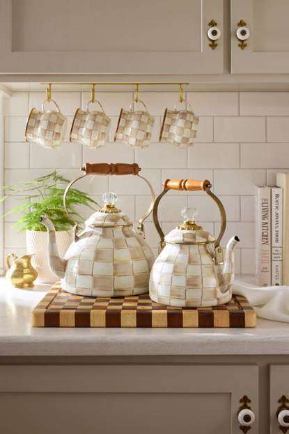 Mocha-Colored Homeware Collections