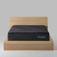 Graphite-Infused Bedding Image 3