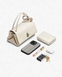 Stylish Fashion Campaigns Image 3
