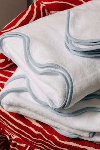Quick-Drying Luxury Towels Image 3