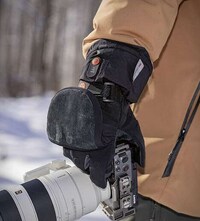 Cold Weather Photography Gloves Image 2