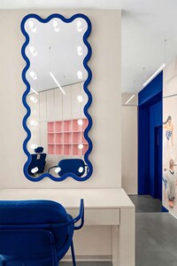 Local-Inspired Charming Salons Image 2