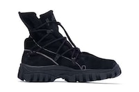 Stealthy All-Black Durable Footwear Image 3