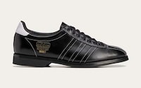Fashionable Bowling-Inspired Sneakers Image 4