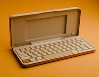 Portable Clamshell Phone Keyboards