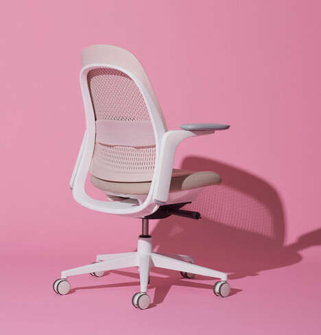 Research-Backed Swooped Work Chairs