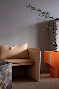 Eco-Friendly Sleek Office Furniture Image 3