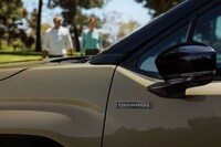 Sporty Fuel-Efficient SUVs Image 5