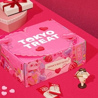 Romantic Japanese Snack Boxes Image 5