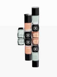 Vibrant Upscale Makeup Collections Image 5
