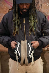 Music-Oriented Skateboarding Footwear Image 1