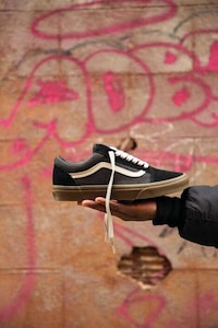 Music-Oriented Skateboarding Footwear Image 2