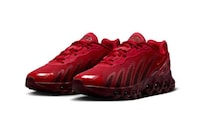 Bold Tonal Dynamic Sneakers Image 3