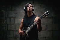 Headphone-Connected Guitar Amps