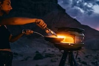 Portable Camping-Friendly Pizza Ovens Image 4