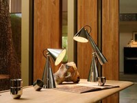Shiny Structural Lamp Capsules Image 1