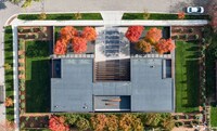 Whiskey Collector Modern Homes Image 2