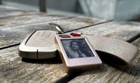Display-Equipped Item Trackers