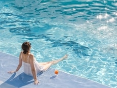 Non-Toxic Pool Clarifiers Article Thubnail