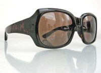 Twintastic Designer Shades Image 3