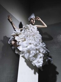 Scissor Head Fashiontography Image 2