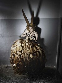 Scissor Head Fashiontography Image 5