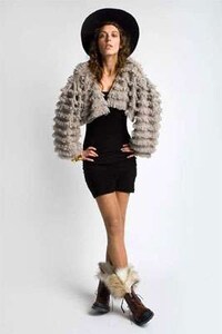 Jilted Lover Fashion Image 7