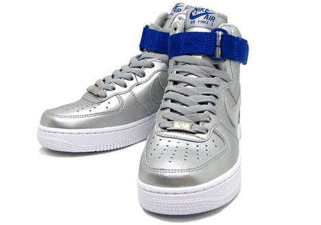Moonwalking Kicks