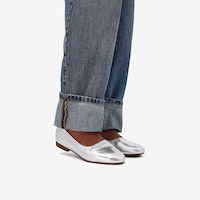 Comfort-Centric Ultra-Stylish Footwear Image 6